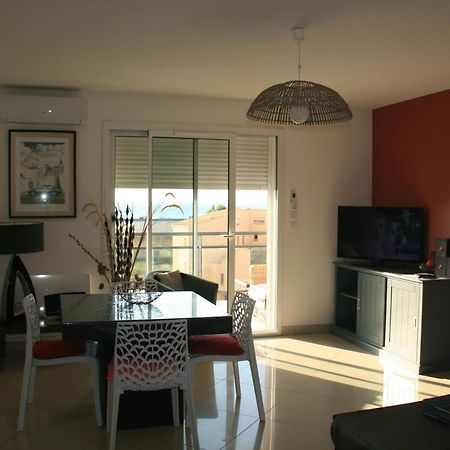 T3 vue mer 100m de la plage wifi et parking Saint-Pierre-la-Mer  Buitenkant foto