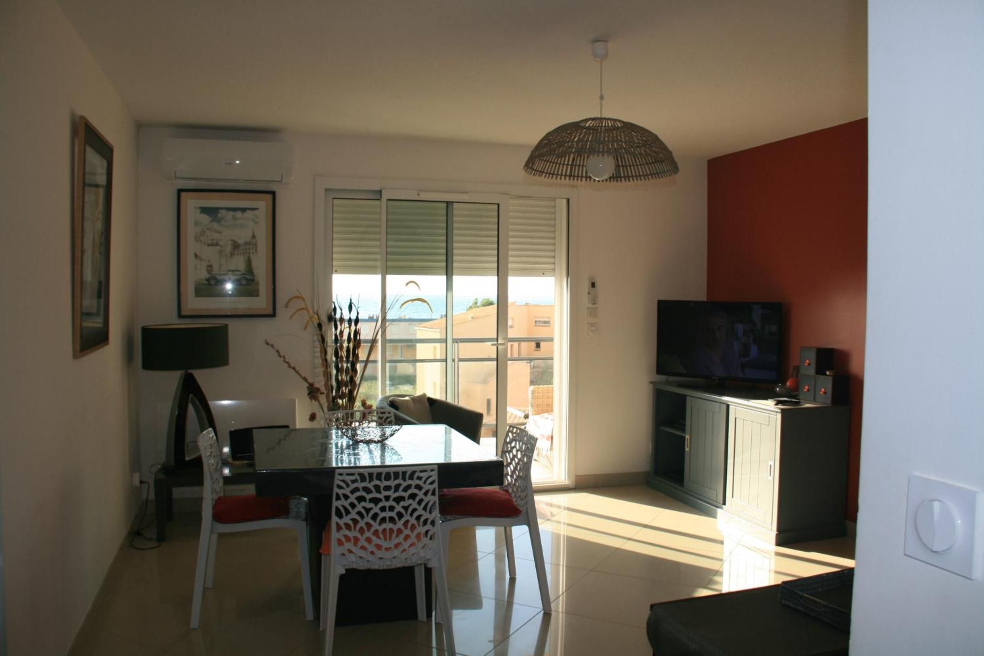 T3 vue mer 100m de la plage wifi et parking Saint-Pierre-la-Mer  Buitenkant foto